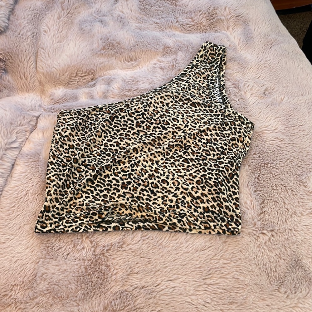 SHEIN Leopard print  one shoulder crop top. Size US 2